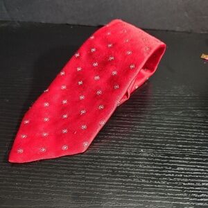 Vintage Hennessy COUTURE Tie Red‎ Dotted Pattern Woven Silk Formal Classic